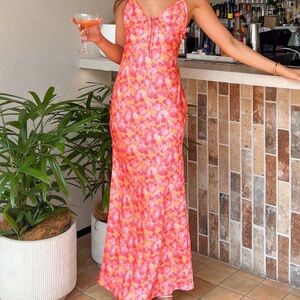 BEGINNING BOUTIQUE Vibrant Pink and Orange Floral Dress
